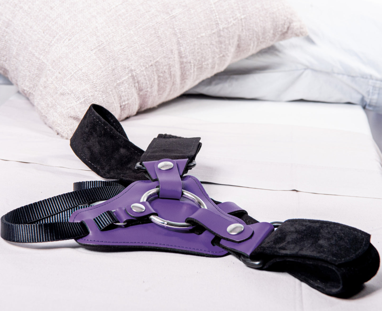 WildHide Deluxe Strap-On Harness - Purple